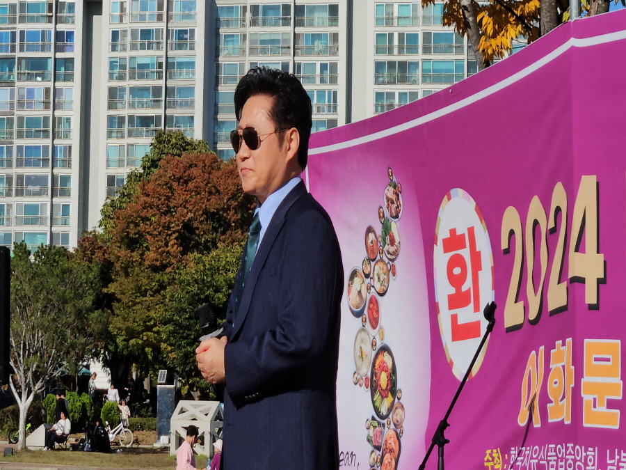 241026_교복패션쇼_035.jpg