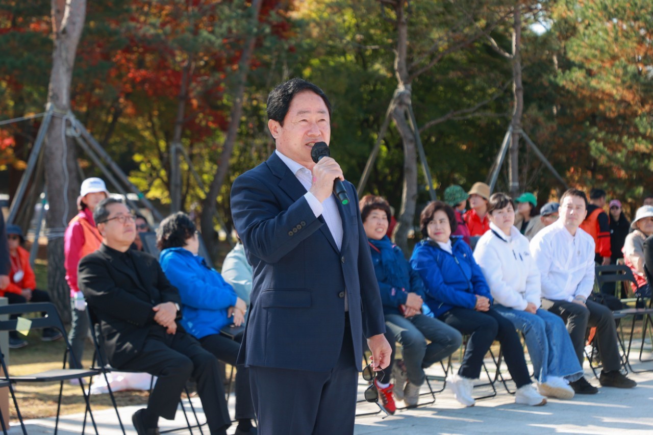 남양주시(어싱)맨발걷기협회_사진_20231106_1.jpg